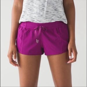 Lululemon Original Hotty Hot Short 4” inseam Sz 10